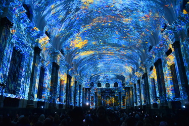 30  genesis expetaculo imersivo luzes03