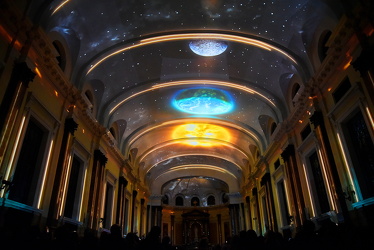 30  genesis expetaculo imersivo luzes010