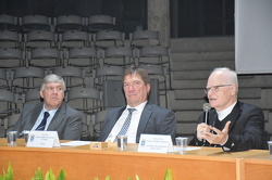 Prof Emérito Prf. Dr. Luiz ALberto David Araújo 18-8-2025 Claudio Oliveira (210)