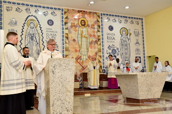 Dedicação do Altar e da Igreja na Paróquia Santa Rosa de Lima - Foto 1396