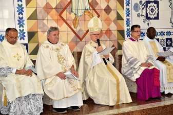Dedicação do Altar e da Igreja na Paróquia Santa Rosa de Lima - Foto 1398