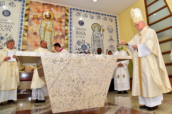 Dedicação do Altar e da Igreja na Paróquia Santa Rosa de Lima - Foto 1401