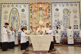 Dedicação do Altar e da Igreja na Paróquia Santa Rosa de Lima - Foto 1408