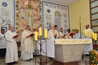 27 paroquia santa rosa lima dedicacao altar030