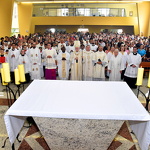 27 paroquia santa rosa lima dedicacao altar037.JPG