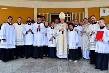 27 paroquia santa rosa lima dedicacao altar039