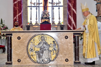 Dedicação da Igreja e do Altar da Paróquia Nossa Senhora dos Remédios - Foto 1859