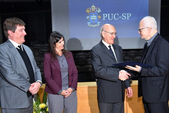 Padre José Oscar Beozzo recebe o título de Doutor Honoris Causa pela PUC-SP - Foto 2041