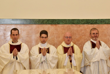 29 paroquia sao vito dedicacao altar035