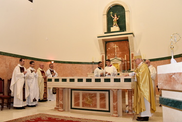 29 paroquia sao vito dedicacao altar045