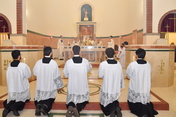 29 paroquia sao vito dedicacao altar062