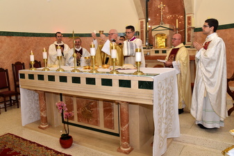 Dedicação da Igreja e do Altar da Paróquia São Vito Mártir - Foto 2171