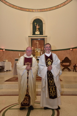 29 paroquia sao vito dedicacao altar084
