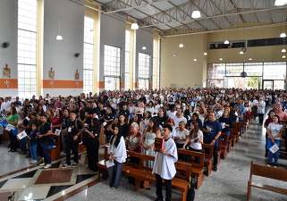 19 paroquia natividade senhor dedicacao altar005