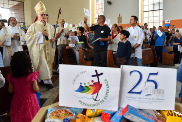 19 paroquia natividade senhor dedicacao altar008