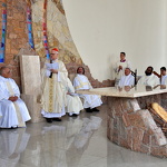 19 paroquia natividade senhor dedicacao altar017.JPG