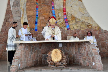19 paroquia natividade senhor dedicacao altar028