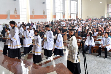 19 paroquia natividade senhor dedicacao altar045