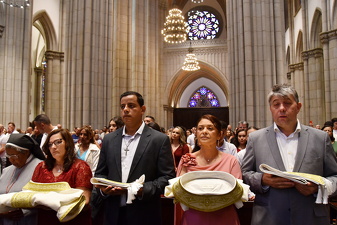 10 ordenacao sacerdotal arquidiocesana003 foto Luciney Martins