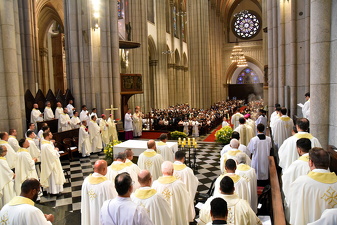 10 ordenacao sacerdotal arquidiocesana011 foto Luciney Martins