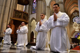 10 ordenacao sacerdotal arquidiocesana022 foto Luciney Martins