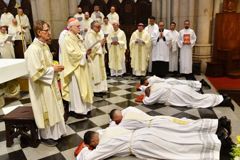 10 ordenacao sacerdotal arquidiocesana026 foto Luciney Martins