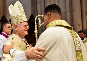 10 ordenacao sacerdotal arquidiocesana059 foto Luciney Martins