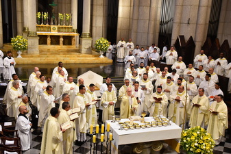 10 ordenacao sacerdotal arquidiocesana065 foto Luciney Martins