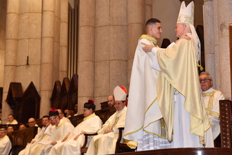 10 ordenacao sacerdotal arquidiocesana070 foto Luciney Martins