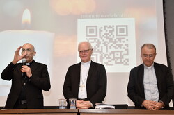 18 cardeal baldassare reina pastoal familiar013