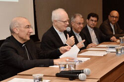 18 cardeal baldassare reina pastoal familiar029