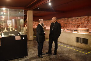 18 cardeal baldassare reina pateo colegio012