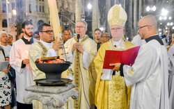 08 semana santa arquidiocesana vigilia pascal10