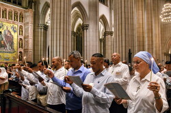 08 semana santa arquidiocesana vigilia pascal28