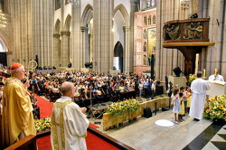 08 semana santa arquidiocesana celebracao pascoa09