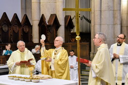 08 semana santa arquidiocesana celebracao pascoa10