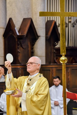 08 semana santa arquidiocesana celebracao pascoa11