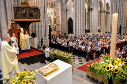 08 semana santa arquidiocesana celebracao pascoa17